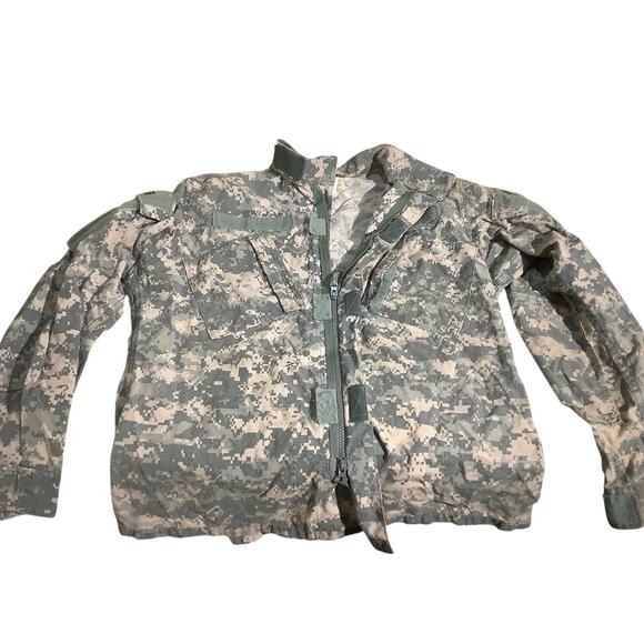 UNIVERSAL COAT, ACU RIPSTOP, FLAME RESISTANT, EUC, SIZE: MEDIUM/REGULAR - Picture 7 of 10